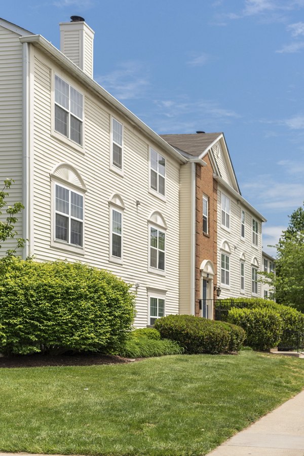 exterior at Avana Fieldstone Apartments