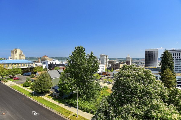 Hanna Heights Apartments: Elegant view of cityscape from luxury high-rise in downtown Tacoma