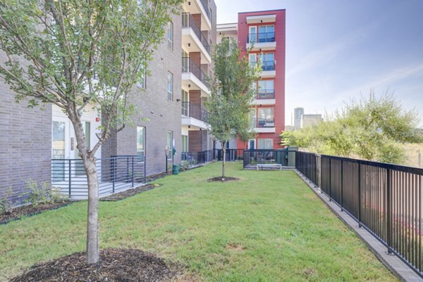 dog park at Encore Panther Island Apartments