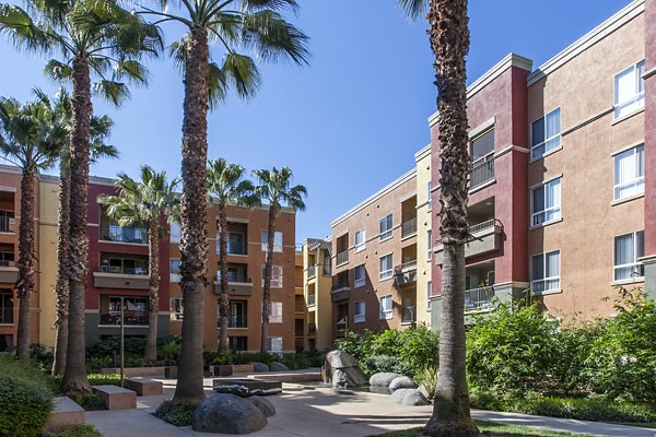 Waterford Place Apartments: Elegant view of luxury apartments in a vibrant urban setting
