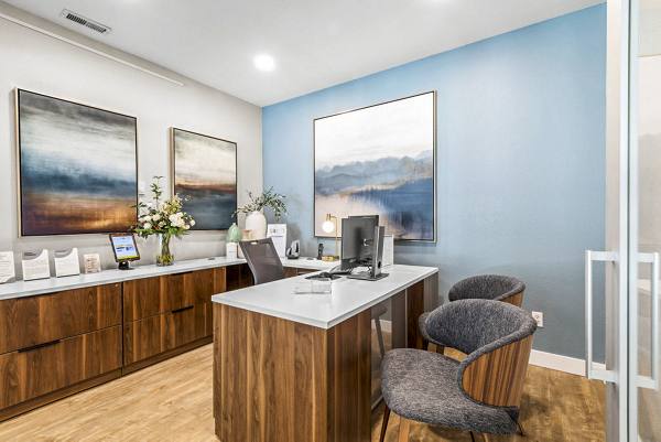 clubhouse/leasing office at Avana Chestnut Hills Apartments