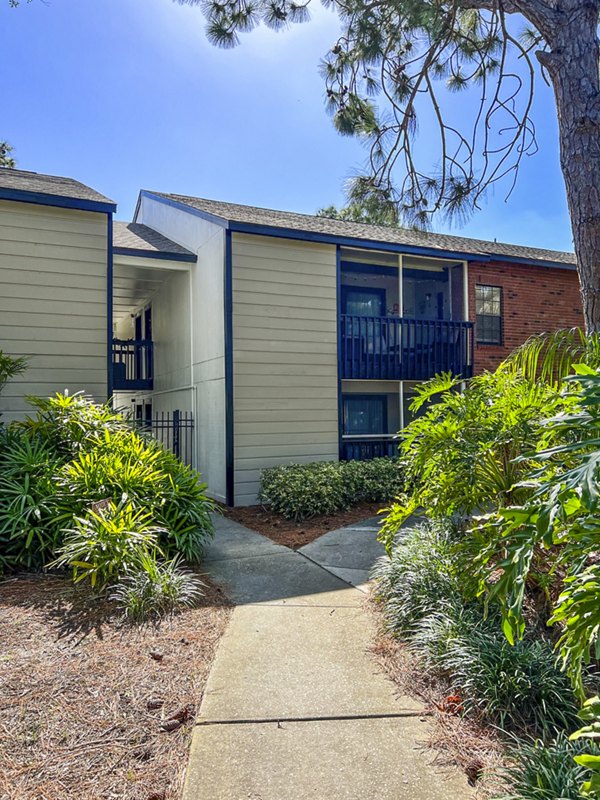 Avana Coachman: Modern luxury apartments in Clearwater, showcasing elegant architecture