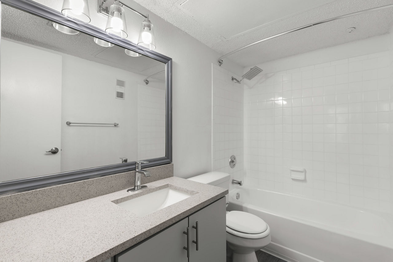Avana Coachman 35 of 37