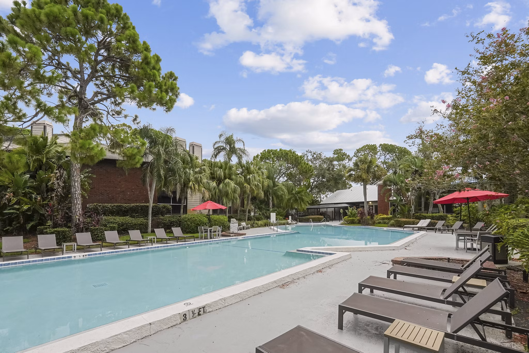 pool at Avana Coachman Apartments