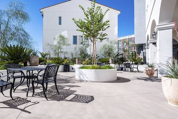 courtyard at The Exchange at Bayfront Apartments
