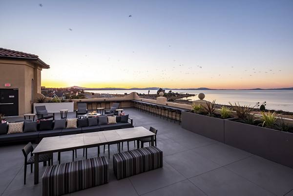 rooftop deck at The Exchange at Bayfront Apartments