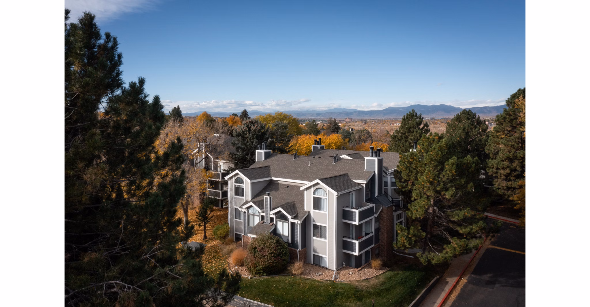 exterior at Ironwood at the Ranch Apartments