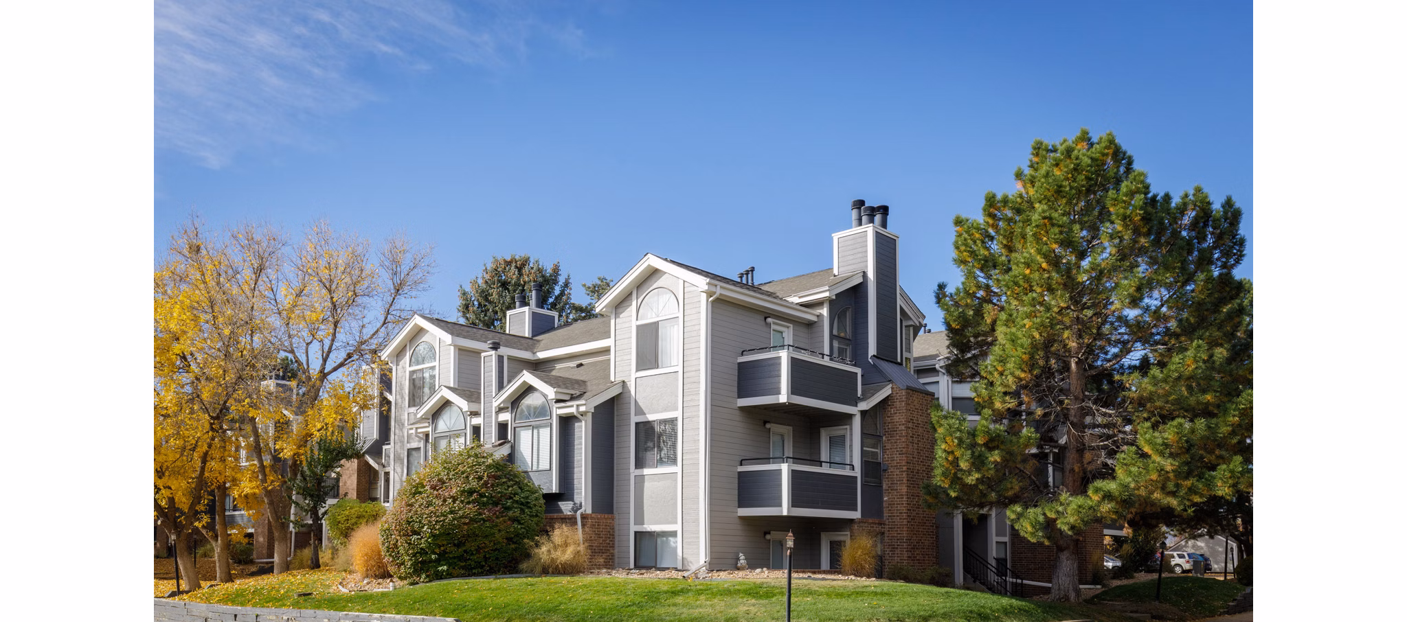 exterior at Ironwood at the Ranch Apartments