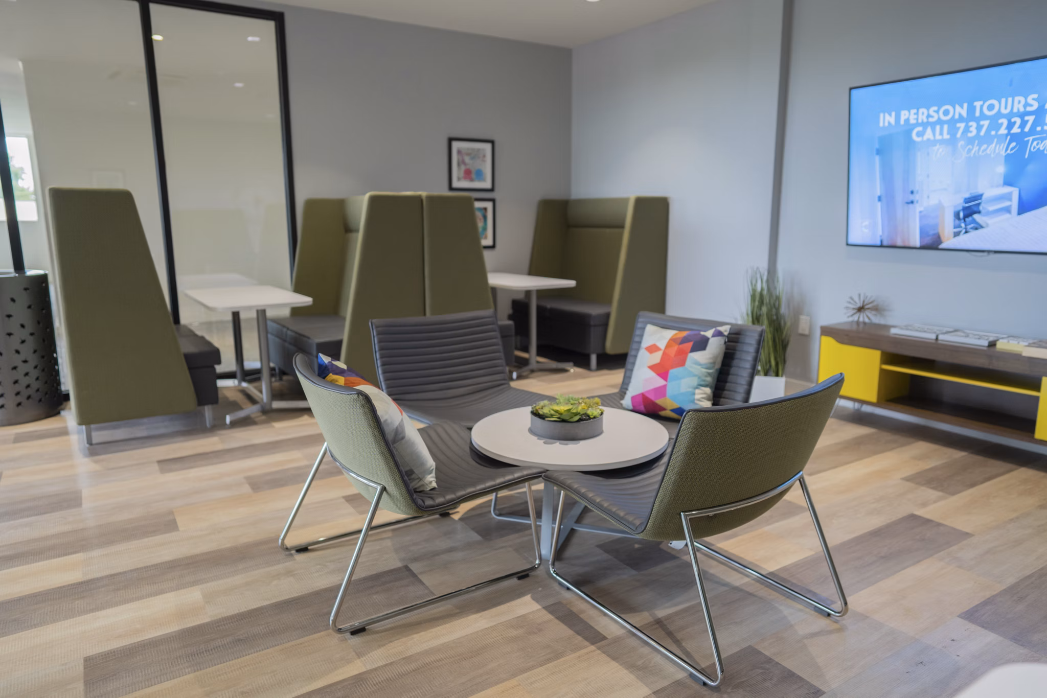 Contemporary clubhouse featuring modern decor at Cheatham Street Flats Apartments