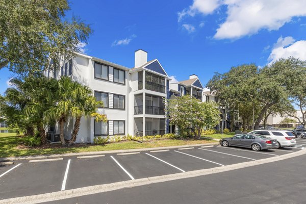 exterior at Avana Lakeview Apartments