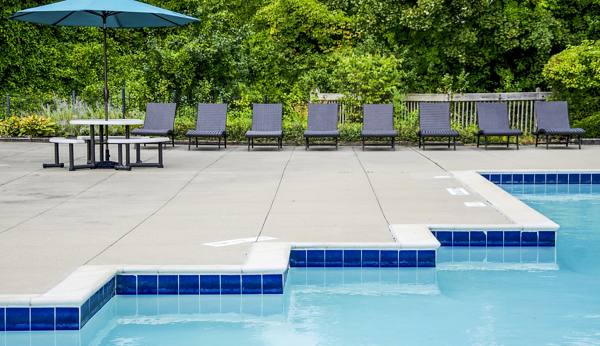 pool at Hidden Lakes Apartments