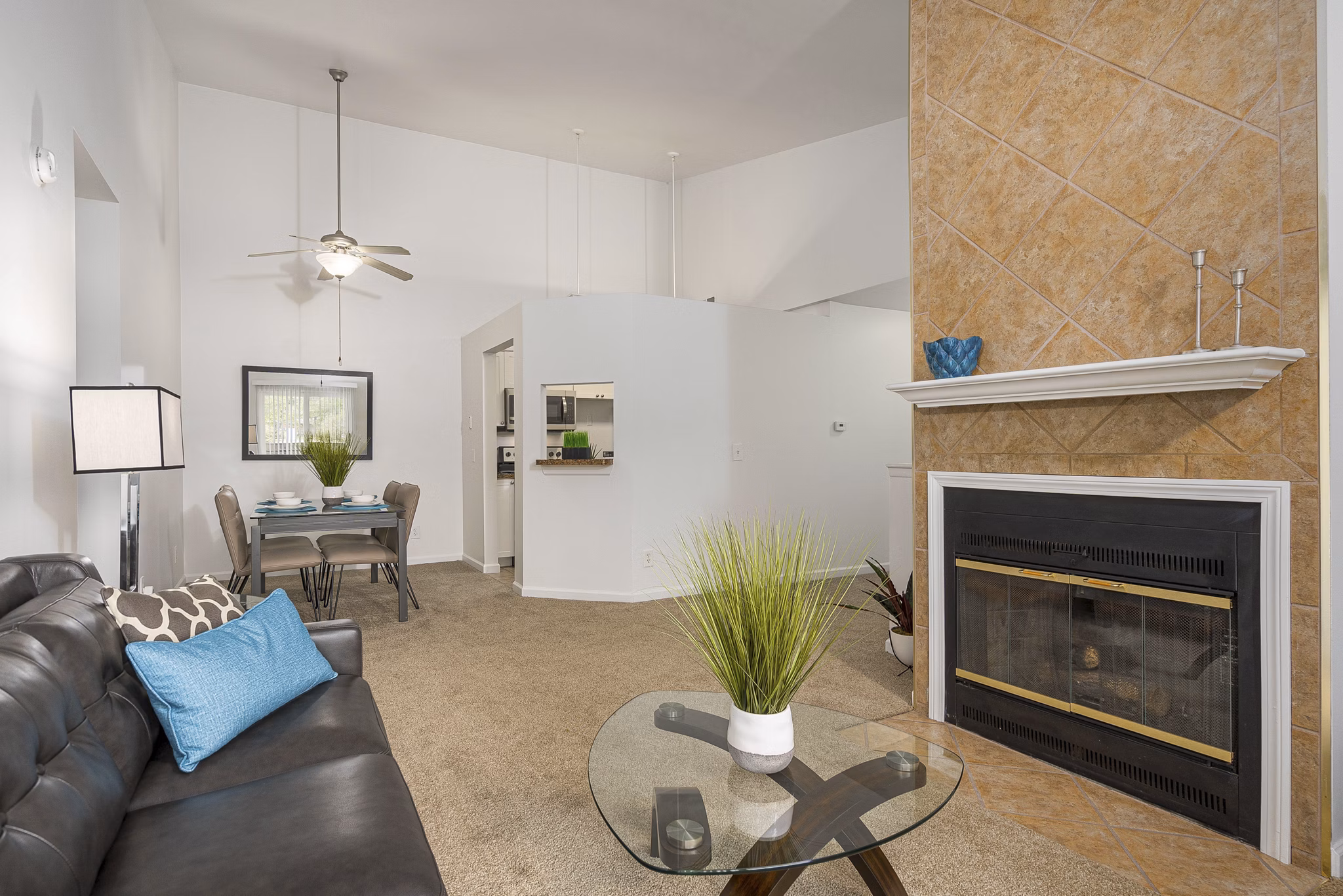 Spacious living room featuring modern design at Shoal Creek Apartments, luxurious Greystar community amenities