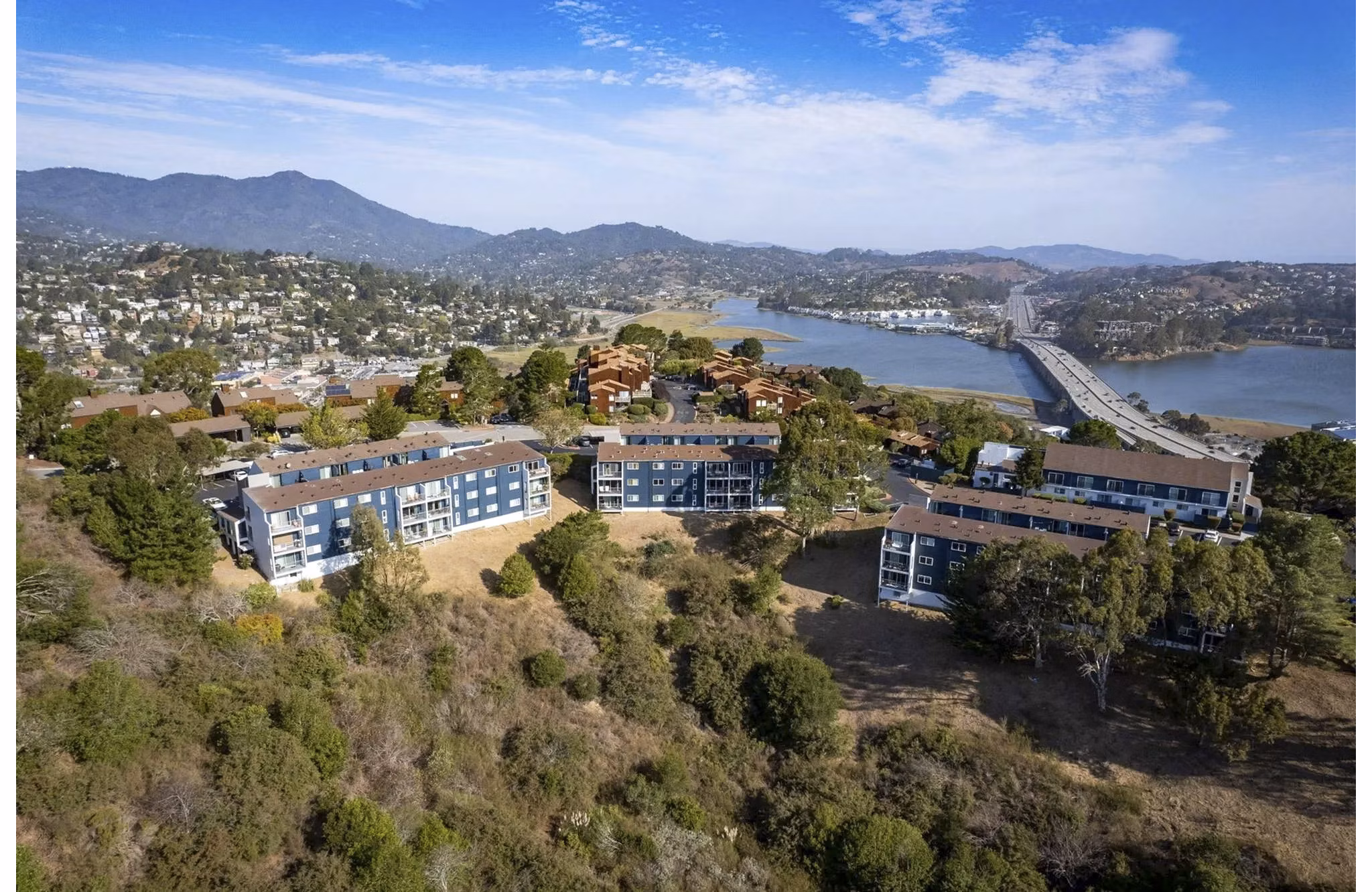 building/exterior at Summit at Sausalito Apartments