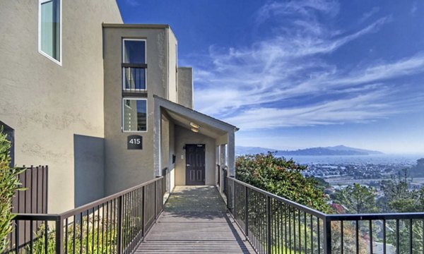 building/exterior at Summit at Sausalito Apartments