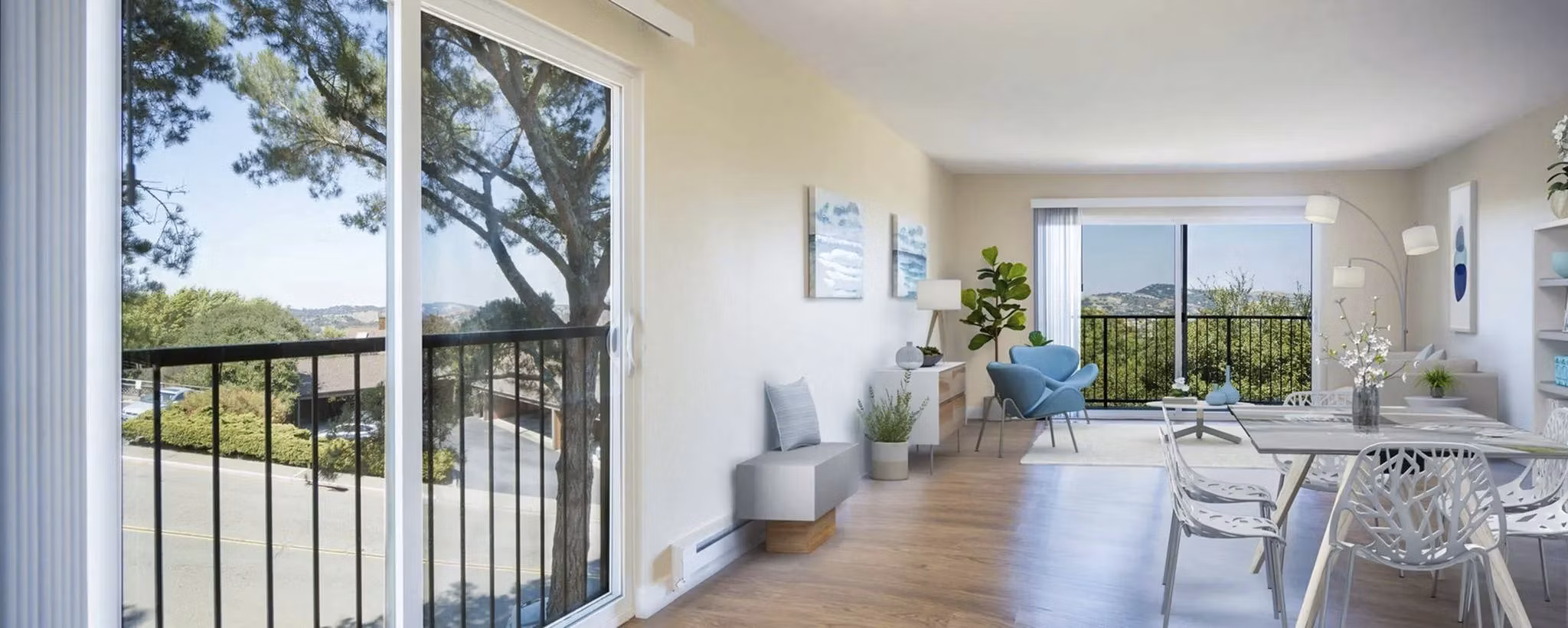 living room at Summit at Sausalito Apartment