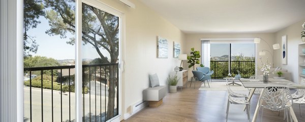 living room at Summit at Sausalito Apartments