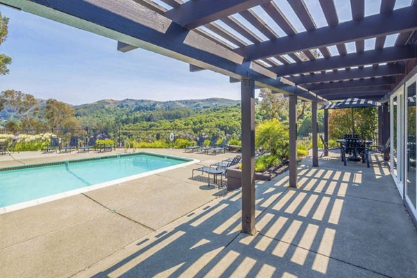 pool at Summit at Sausalito Apartments