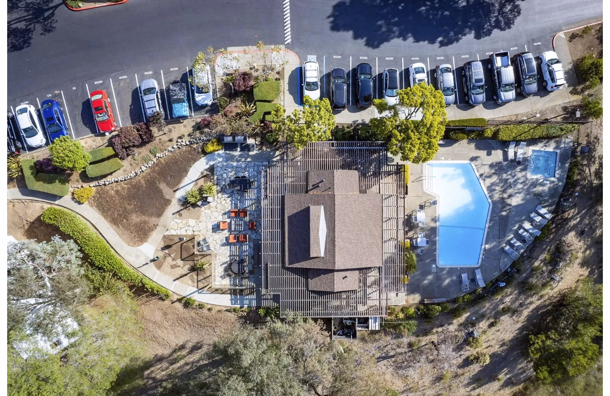 pool at Summit at Sausalito Apartments