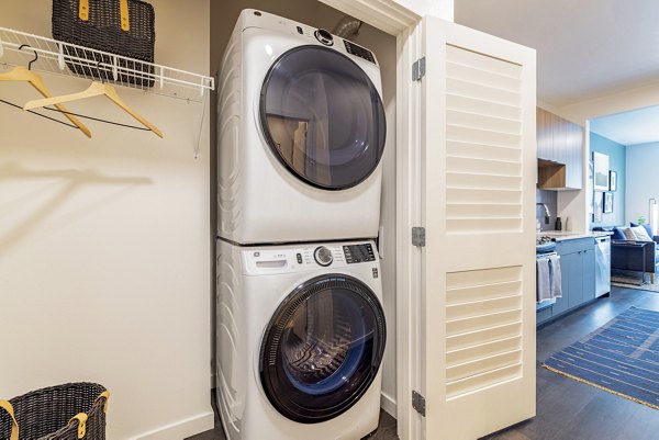laundry room at Verde Esterra Park Apartments