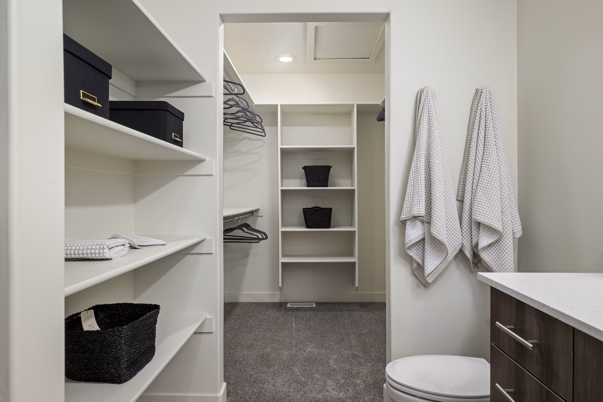 bedroom at Sky Meadow Villas Apartments