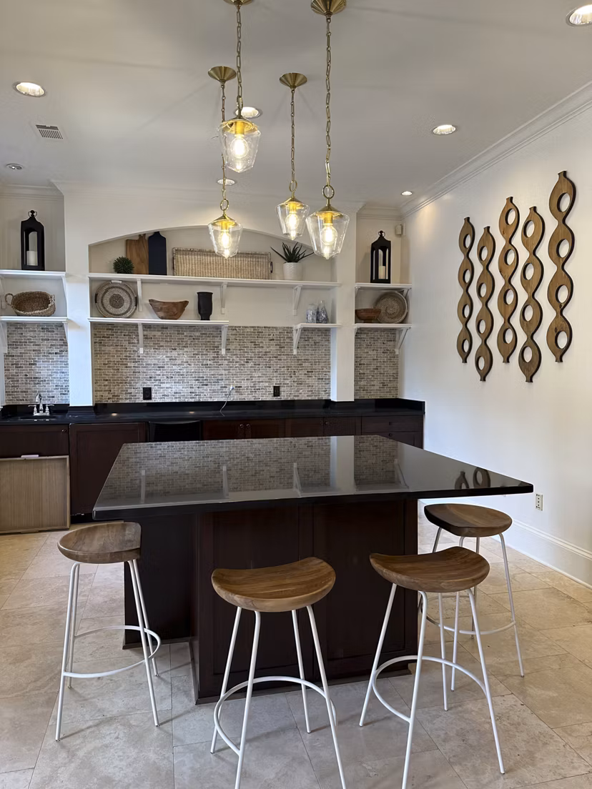 Elegant clubhouse with modern decor at Westmount Ashwood Apartments