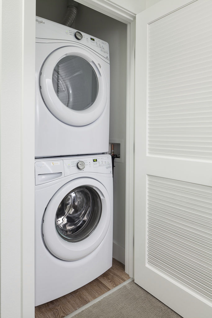 Laundry room at Spencer 68