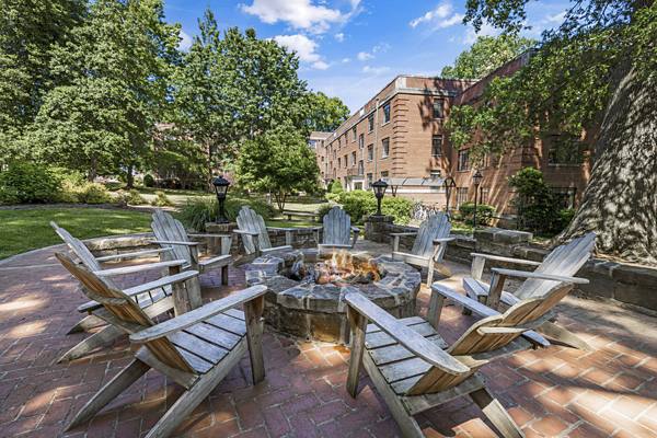 fire pit at Cameron Court Apartments