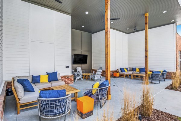 patio at The Everly Apartments