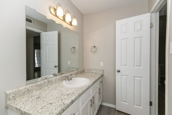 Modern bathroom with sleek fixtures in Ridgemont at Stringers Ridge Apartments