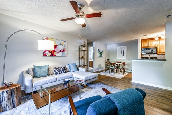 Avana Copper Springs: Modern luxury apartments with lush landscaping in Phoenix