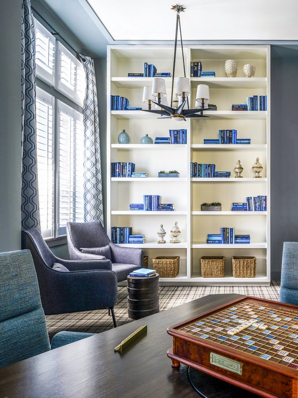 Modern clubhouse with cozy lounge areas at Album Indian Lake Apartments