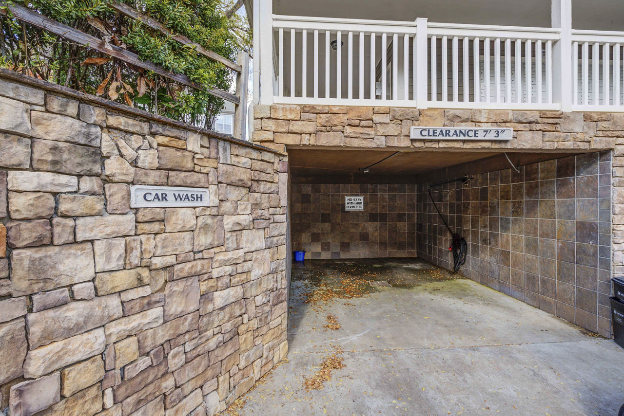 Avana Thornblade Greer Sc 11 of 12
