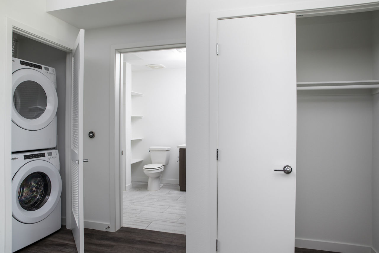 Laundry room at Vert Los Angeles