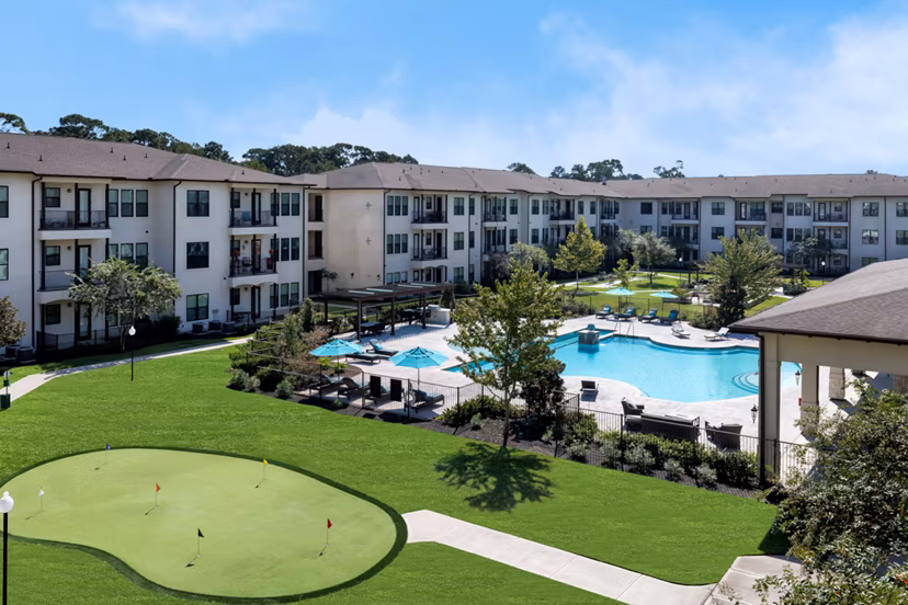 exterior at Ivy Point Kingwood