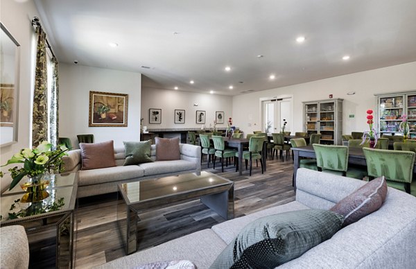 clubhouse at Ivy Point Kingwood