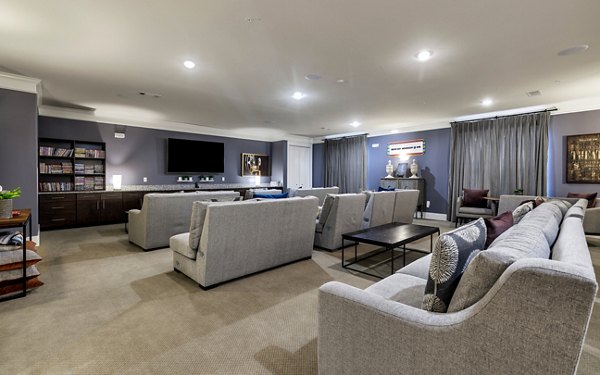 clubhouse at Ivy Point Kingwood