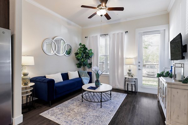 Living Room at Ivy Point Kingwood Apartments