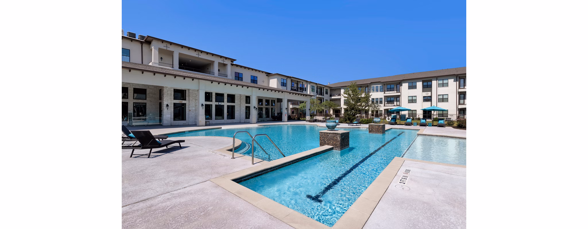 pool at Ivy Point Kingwood