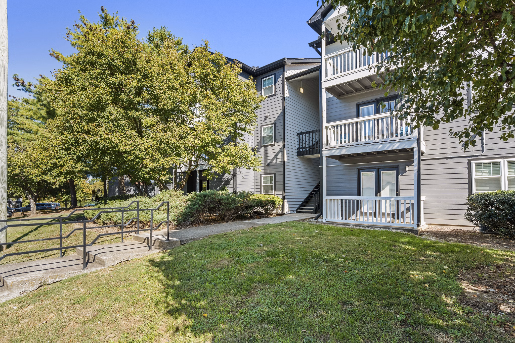 building at Avana Collins Creek Apartments