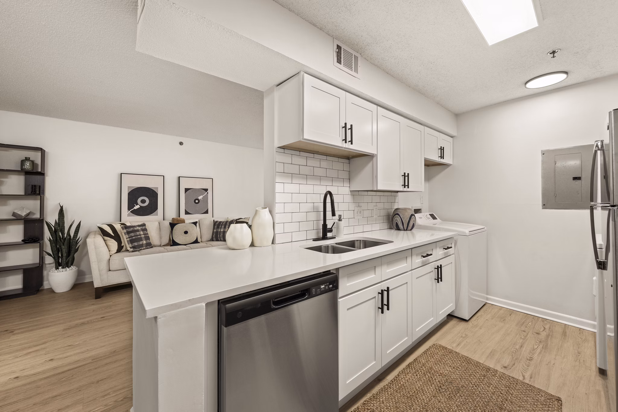 Kitchen at Avana South Oaks Apartments