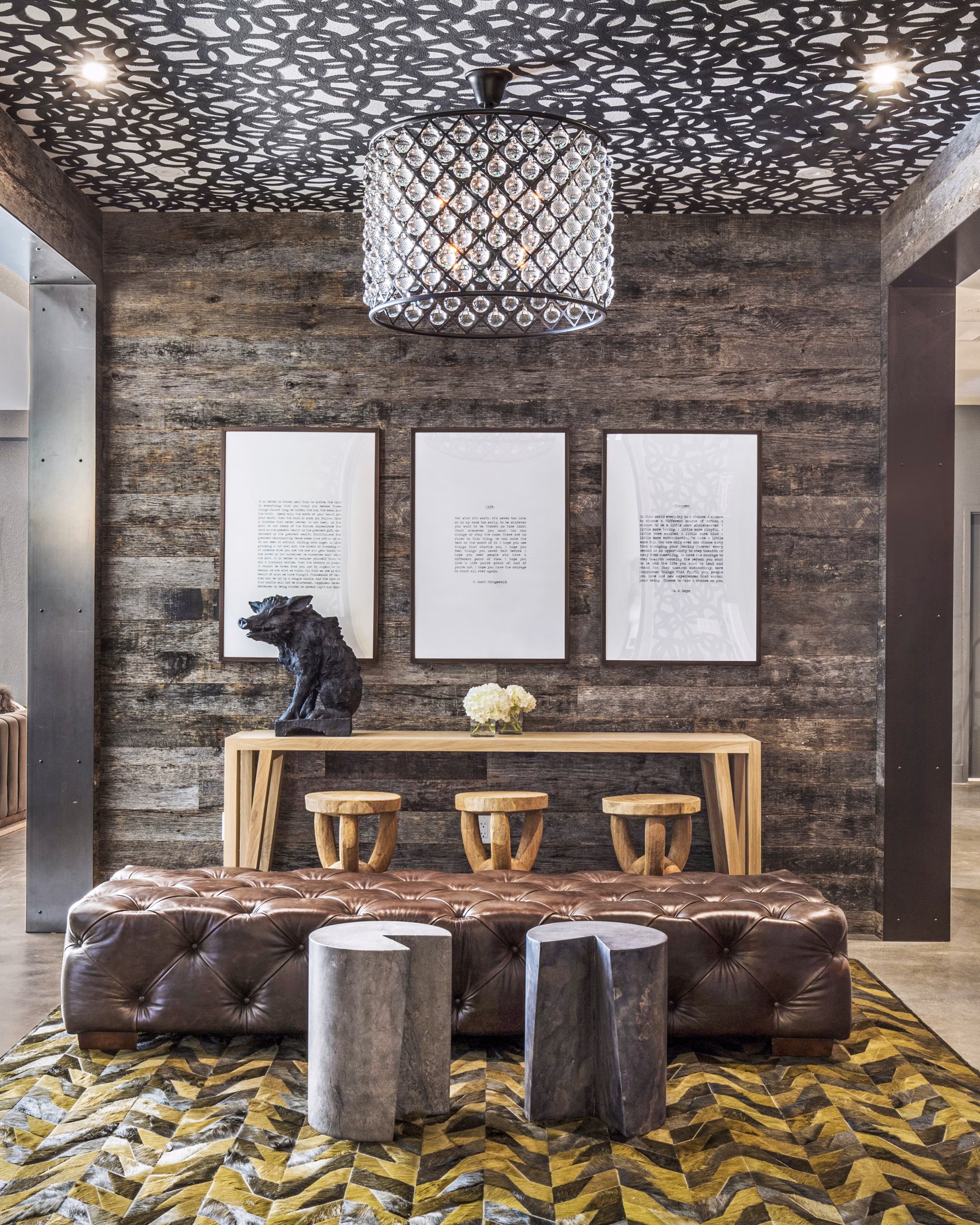 Clubhouse lobby with contemporary design and art pieces at Telegraph Arts Apartments