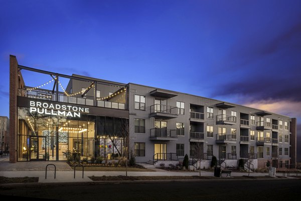 Broadstone Pullman: Luxury apartments with modern in bustling Seattle neighborhood