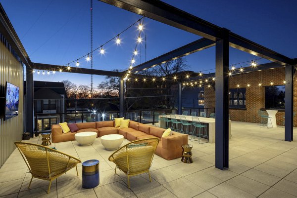 Courtyard with modern seating areas at Broadstone Pullman Apartments