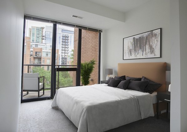 bedroom at 1717 Evanston Apartments 