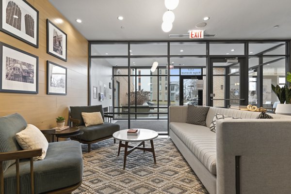 clubhouse at 1717 Evanston Apartments 