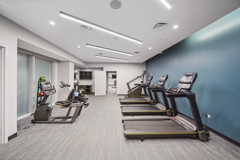 fitness center at 1717 Evanston Apartments