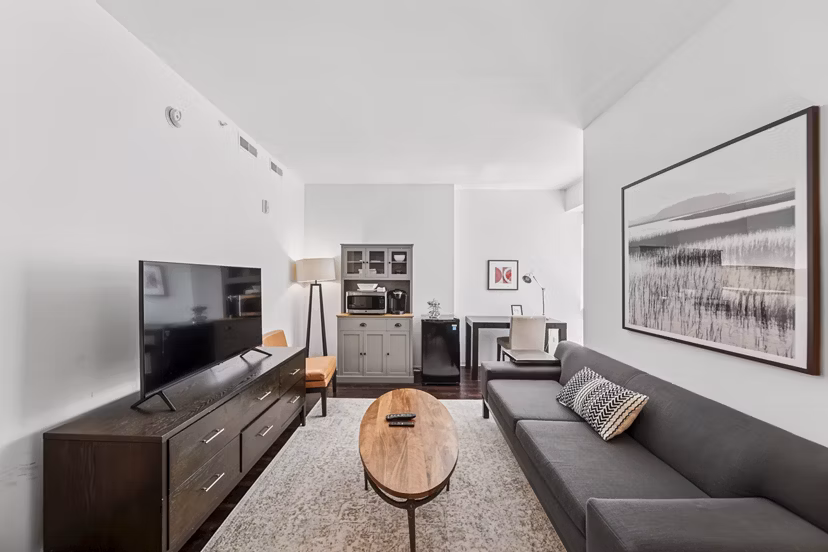living room at 1717 Evanston Apartments