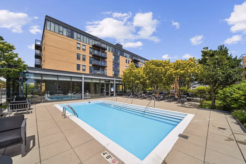 pool at 1717 Evanston Apartments