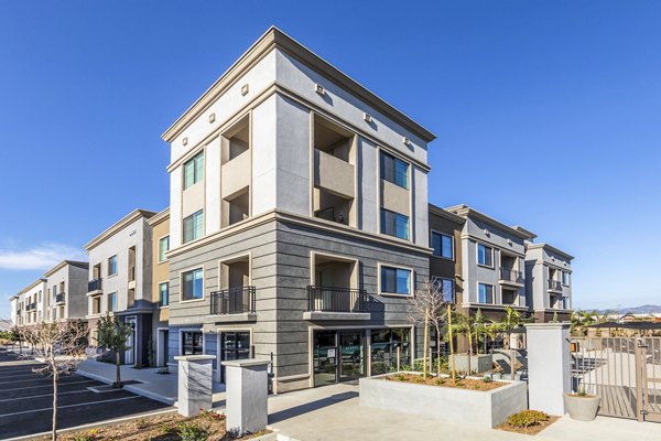 Modern clubhouse featuring stylish seating and sleek design at Alcove Apartments