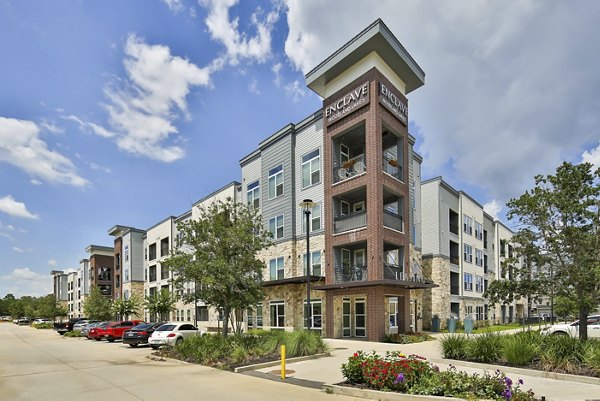 Enclave at Woodland Lakes